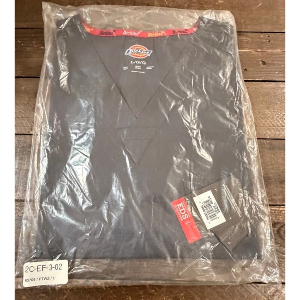 NWT Dickies EDS Signature Unisex Scrub Top Black Size Large Medical Uniform